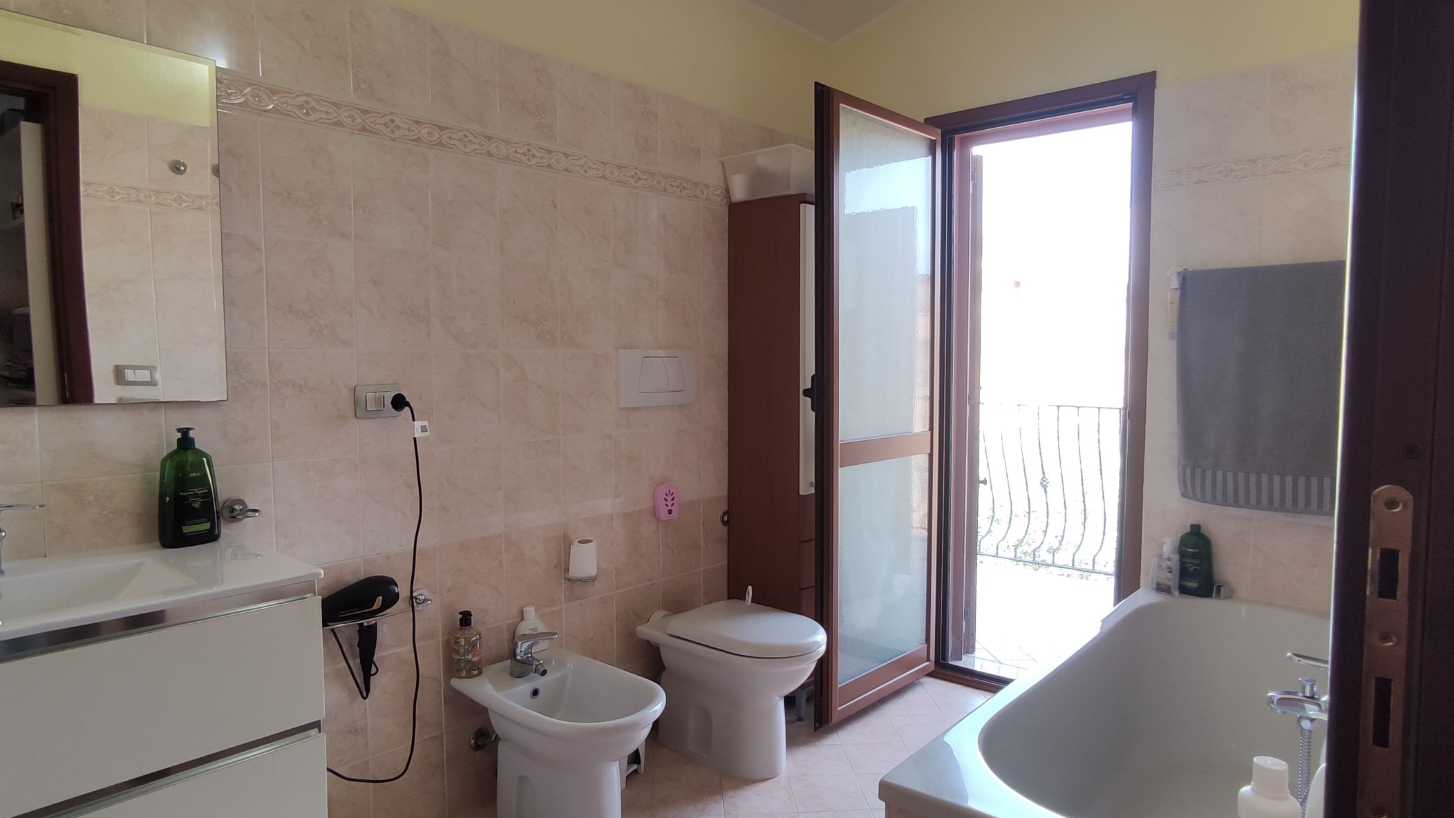 3 Stanze da Letto Stanze da Letto, ,2 BathroomsBathrooms,Villetta a schiera,Vendita,1120