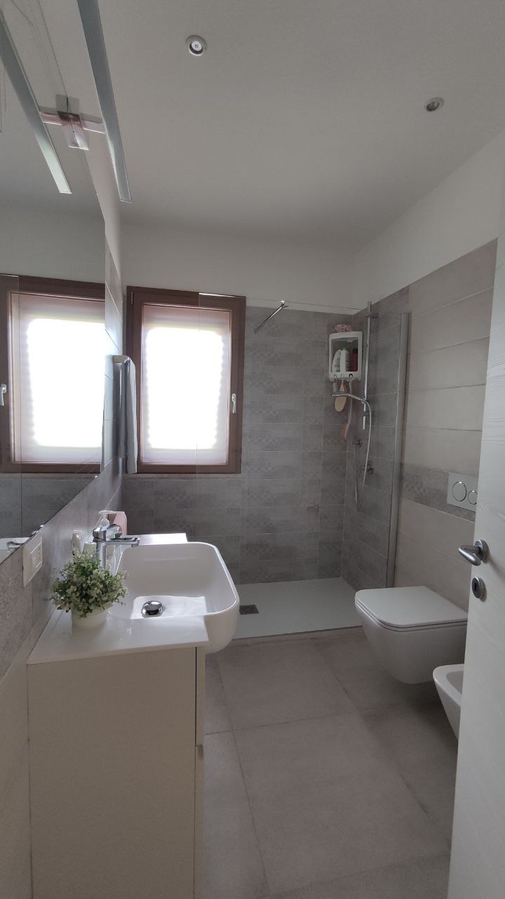 2 Stanze da Letto Stanze da Letto, ,2 BathroomsBathrooms,Villa,Vendita,1083